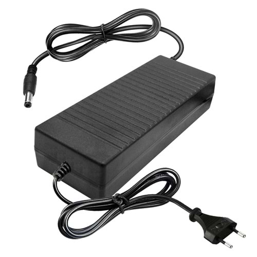 WELLPOWER WP-2405P 24V 5 AMPER PLASTİK KASA 5,5X2,5 MM